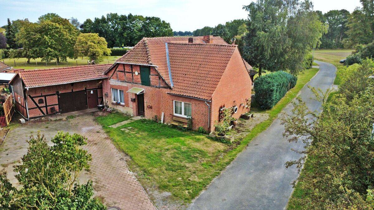 Abriss oder Restauration?! Kleine Hofstelle in Rodewald, 31637 Rodewald