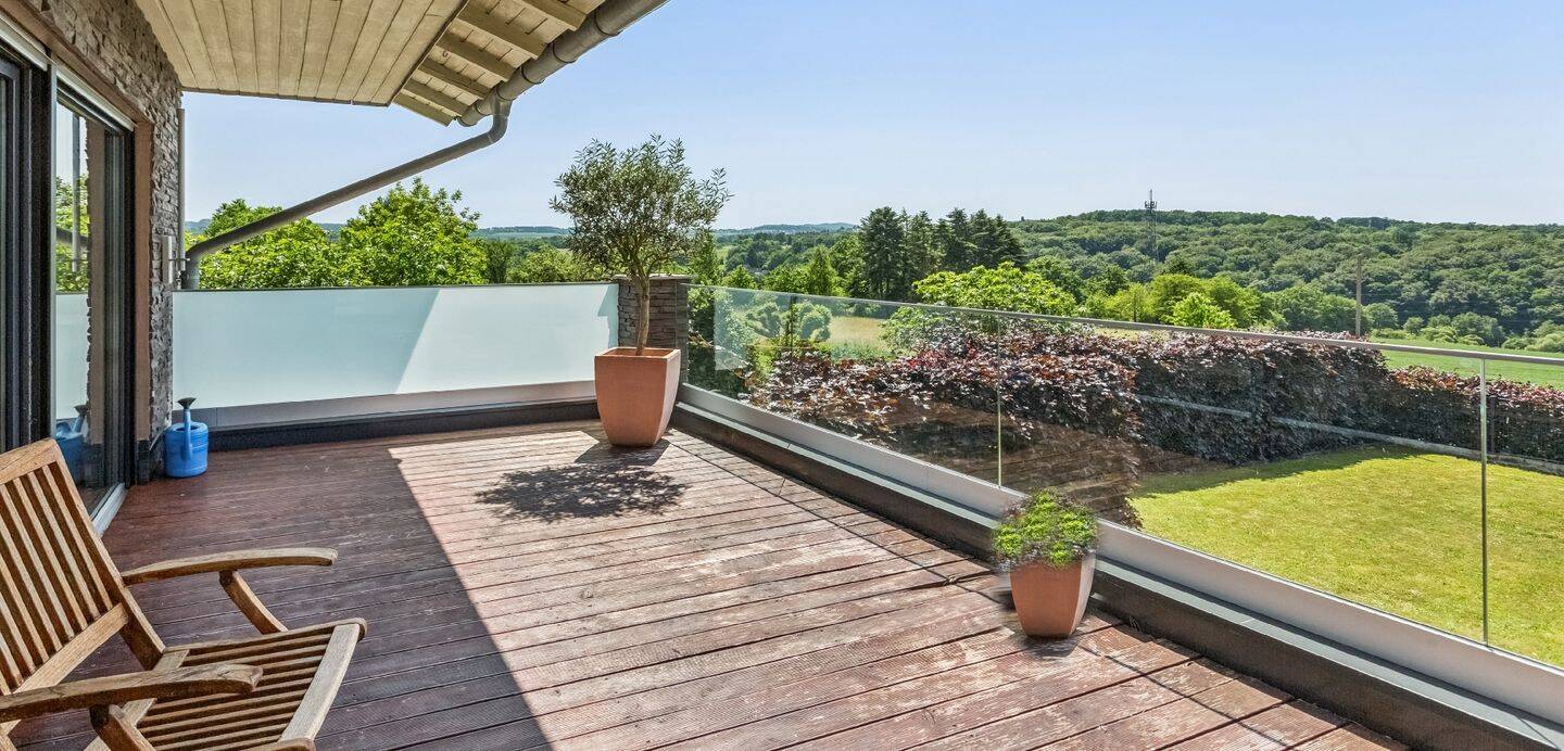 Landhaus in absolut herrlicher Randlage mit Fernsicht in Königswinter Höhenlage, 53639 Königswinter