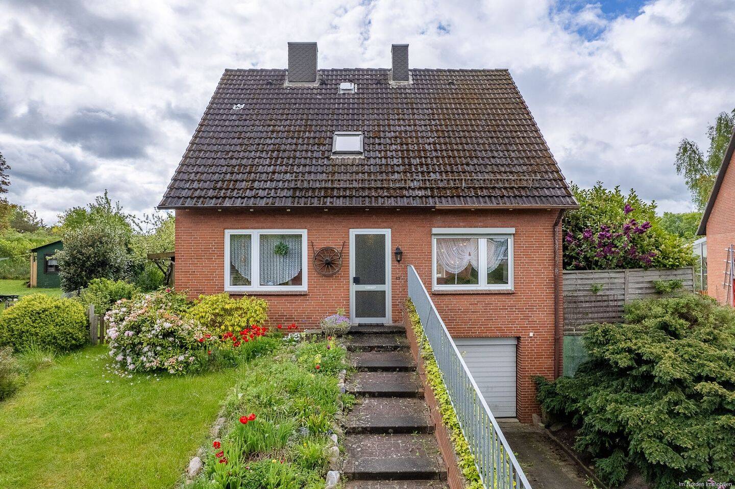Solides Einfamilienhaus mit Platz für neue Wohnideen in Eutin, 23701 Eutin
