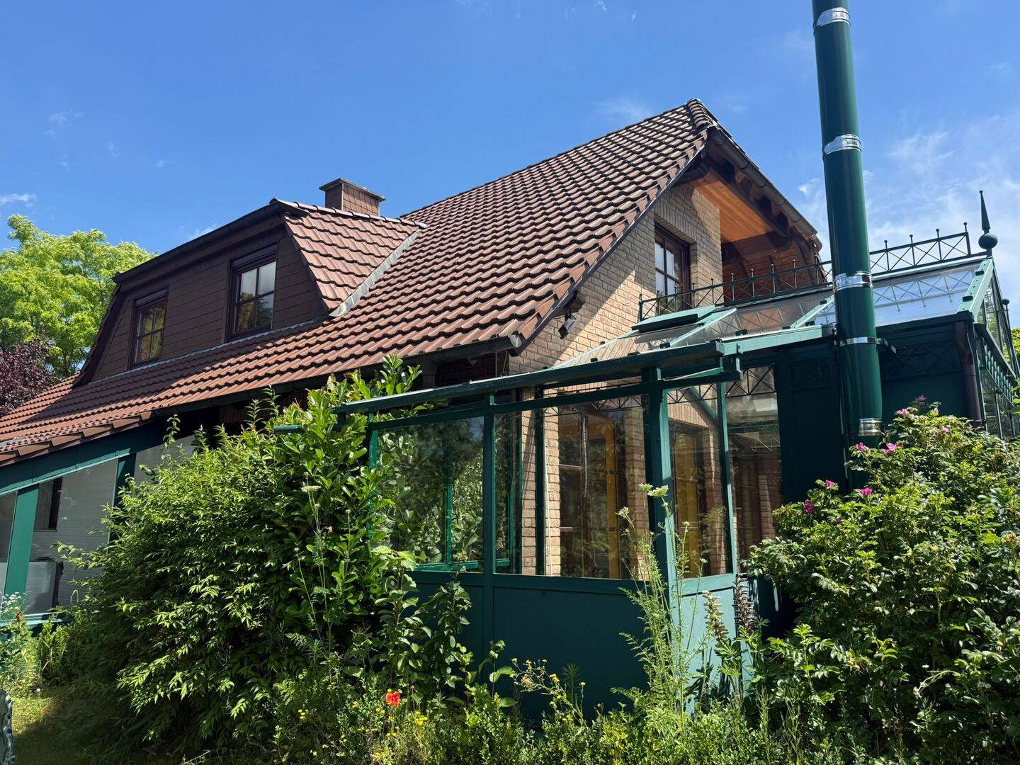 Traumhaftes 1-Familienwohnhaus mit großem Wintergarten und Carport in bevorzugter Wohnlage von Holzminden, 37603 Holzminden