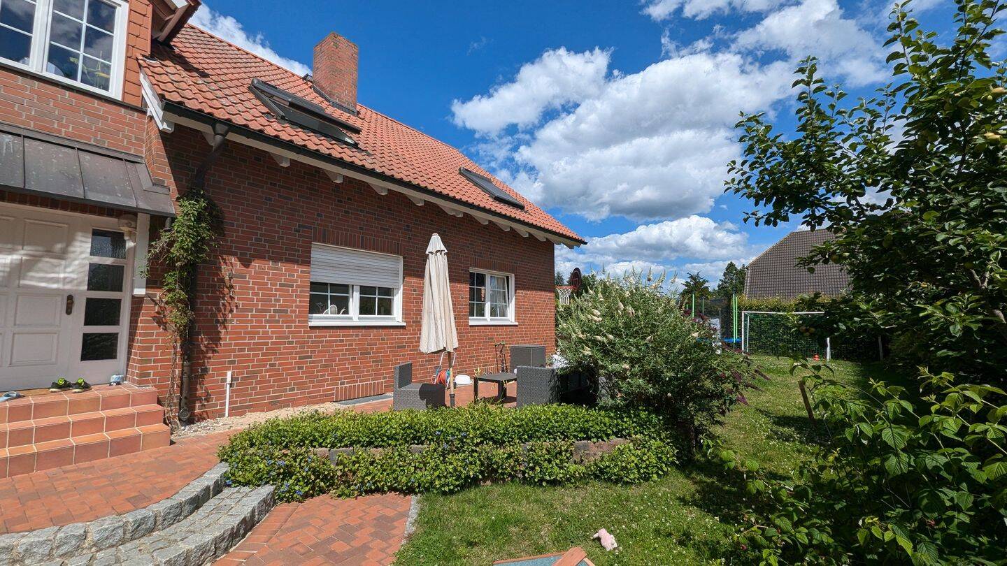 Haus, 9 Zimmer, 260 m², in Neuenkirchen, 17498 Neuenkirchen