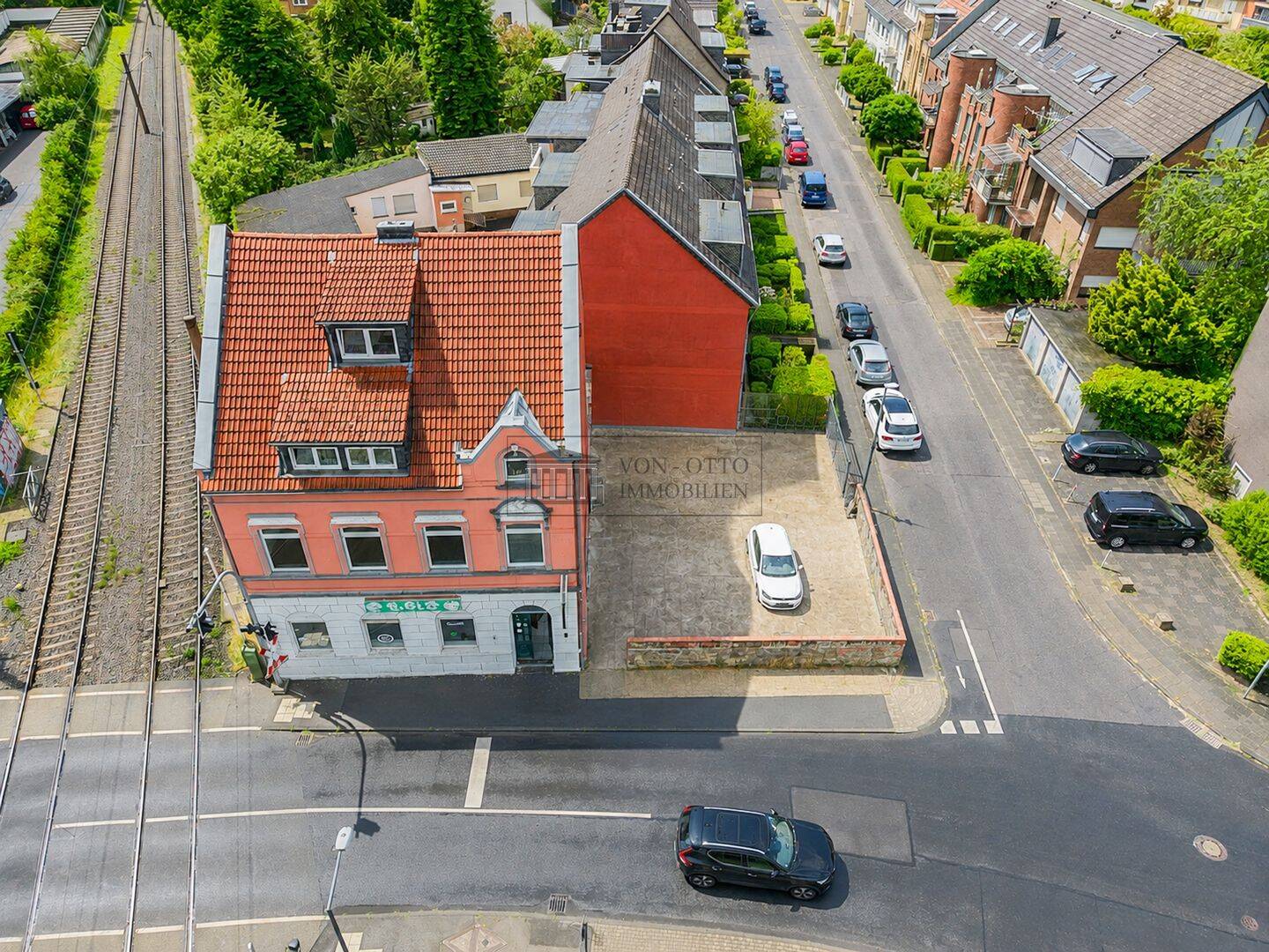 Projektentwicklung mit Bestand und Neubaupotenzial in gefragter Kölner Lage, 51069 Köln (Mülheim Dellbrück Dünnwald Höhenhaus)