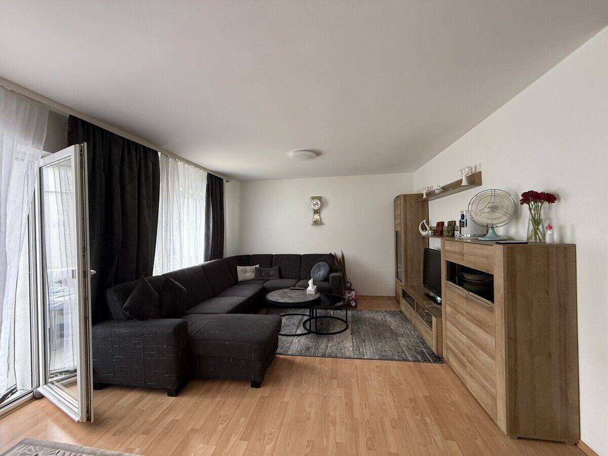 Geräumige 2-Zimmer Wohnung mit Balkon und Tiefgaragenstellplatz, 78048 Villingen-Schwenningen