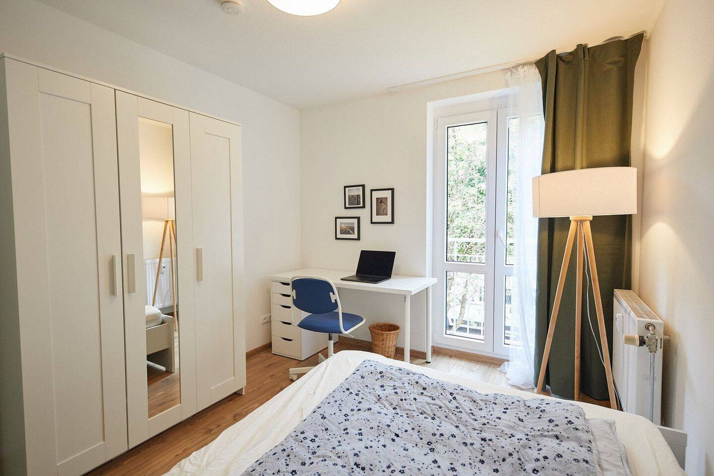 3er WG, MÖBILIERT, super LAGE, neu SANIERT, Blick ins GRÜNE :-), 80997 München (Allach-Untermenzing Moosach Pasing-Obermenzing)