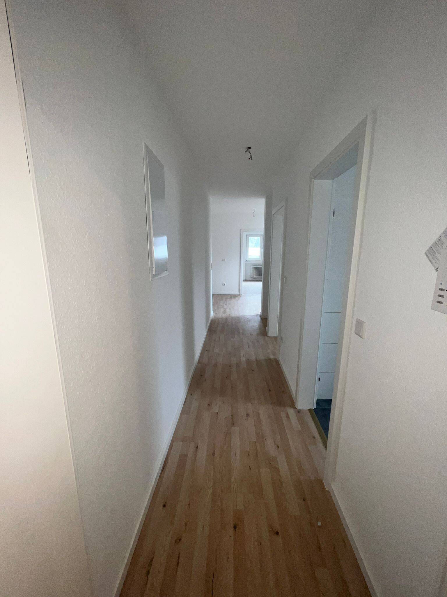 Kernsarnierte 3 Zimmer Wohnung 83qm in Hamm Sieg, 57577 Hamm (Sieg)