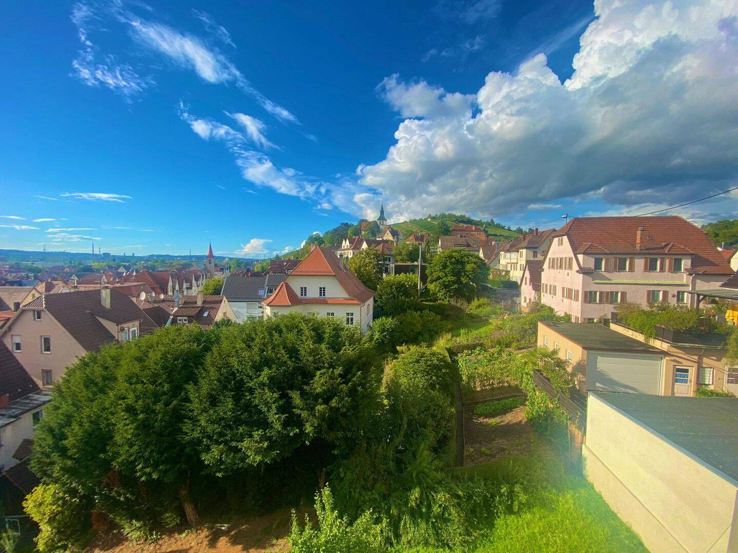 Mehrgenerationen Traumhaus mit traumhafter Aussicht, 70329 Stuttgart (Hedelfingen Obertürkheim Rohracker Uhlbach)