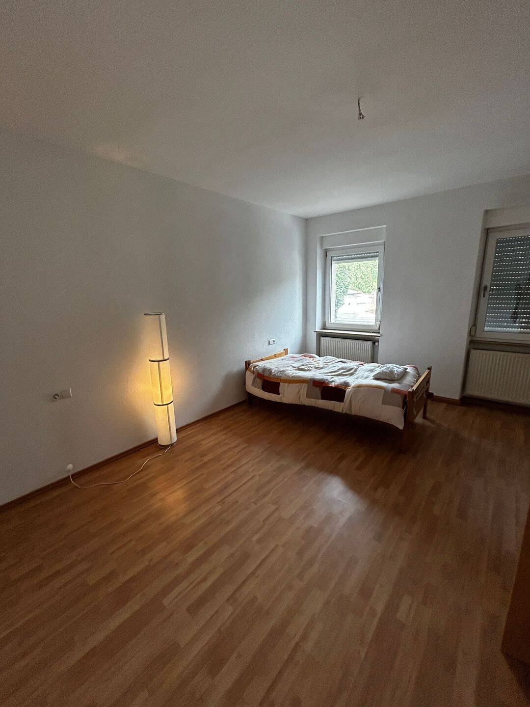 2 Zimmer, Küche, Bad, Abstellkammer, 75181 Pforzheim