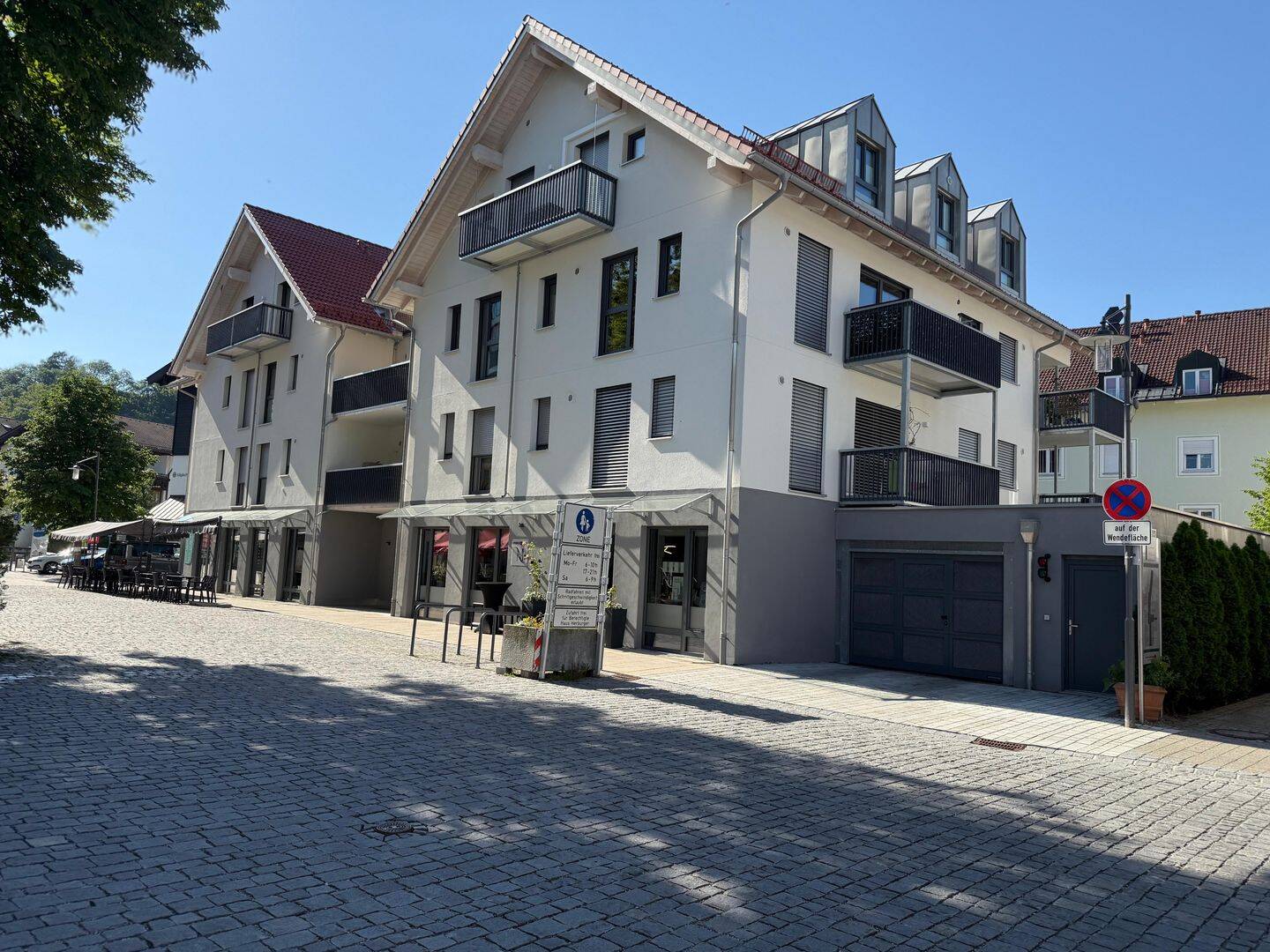 Neuwertige Eigentumswohnung inkl. Tiefgaragenstellplatz und Garten in der Sonthofener Innenstadt, 87527 Sonthofen
