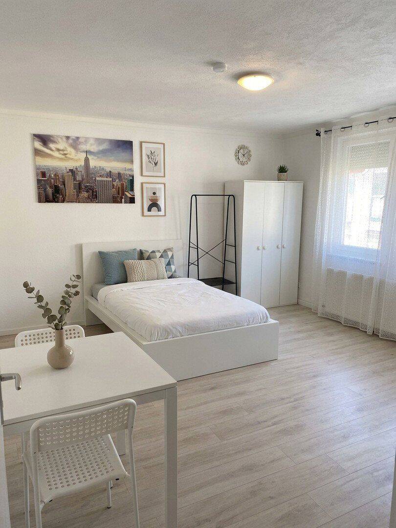 3 Zimmer WG Wohnung nähe Stadtmitte Zuffenhausen, 70499 Stuttgart