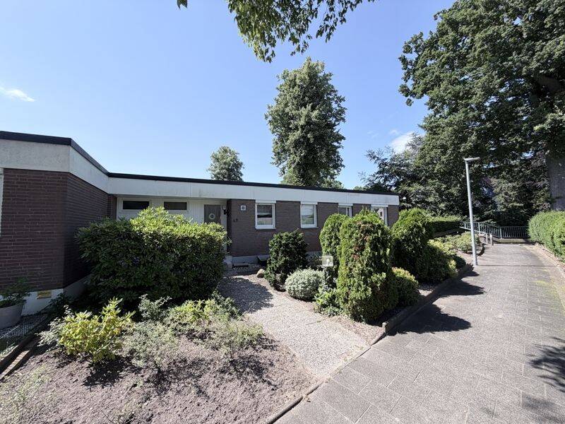 Charmanter Bungalow mit großem Garten in ruhiger Lage – viel Potenzial in Bremen-Schönebeck, 28757 Bremen (Aumund-Hammersbeck Fähr-Lobbendorf Schönebeck Sankt Magnus Vegesack)
