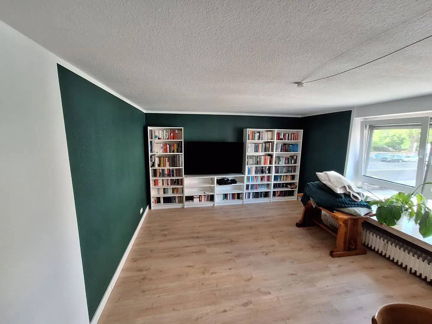 Helle 4 ZKB zwischen Weinberg und Auestadion zu vermieten, 34121 Kassel (Mitte Süd Wehlheiden)