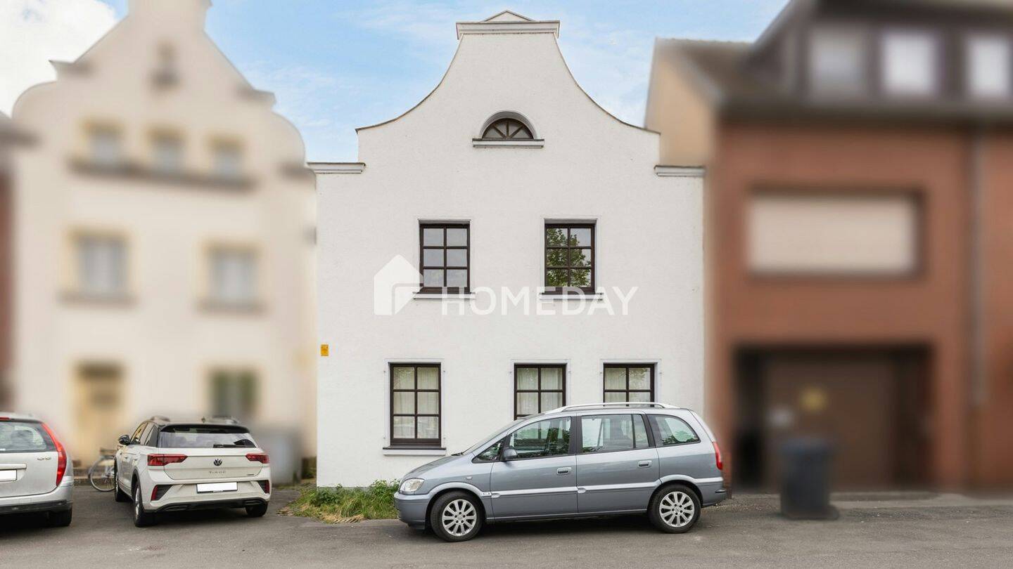 Raumwunder in Düsseldorf-Hamm: Gepflegtes EFH mit idyllischem Garten und vielseitigem Nebenhaus, 40221 Düsseldorf