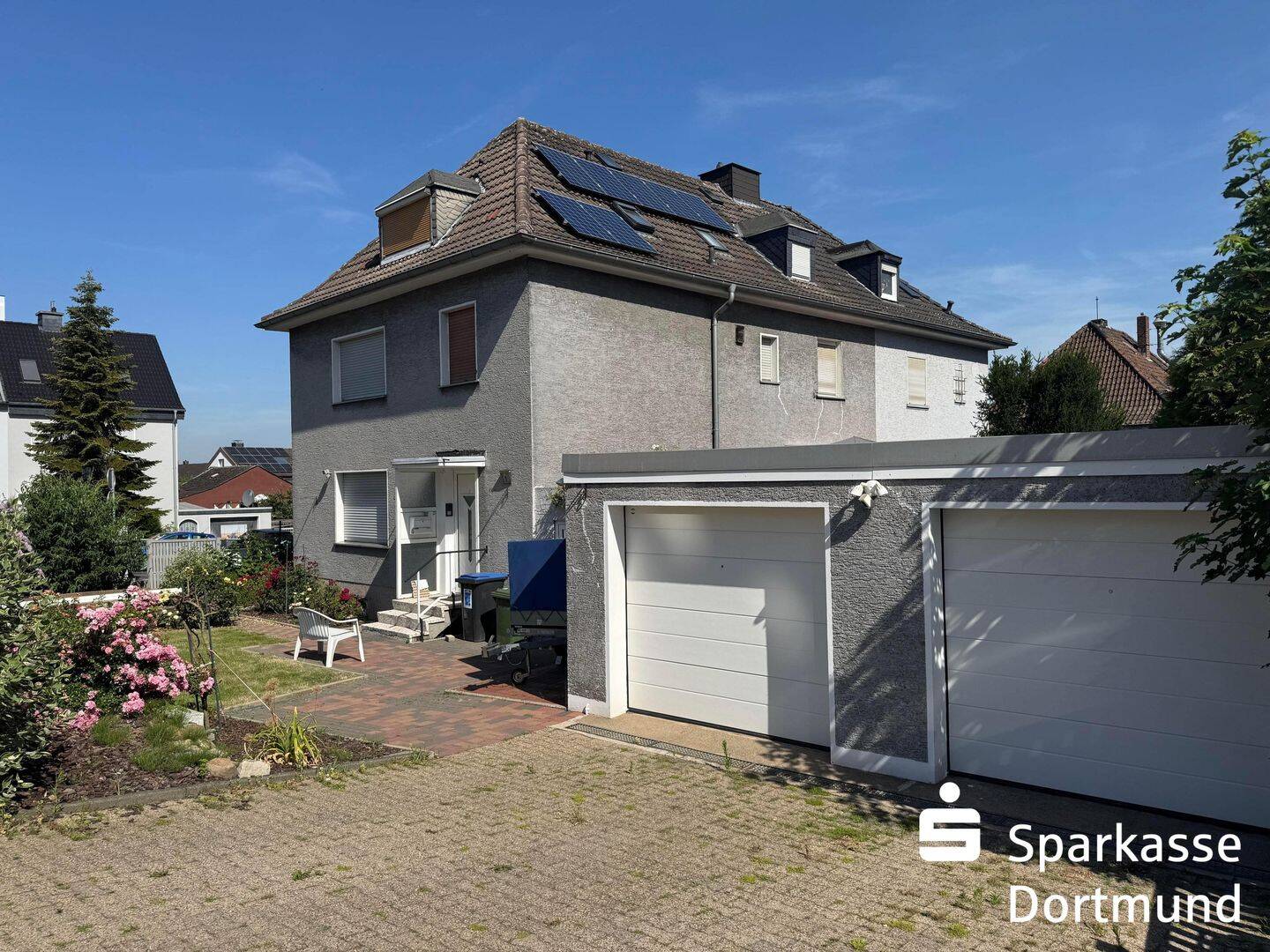 Gepflegte Doppelhaushälfte mit Pool und Garage, 59425 Unna