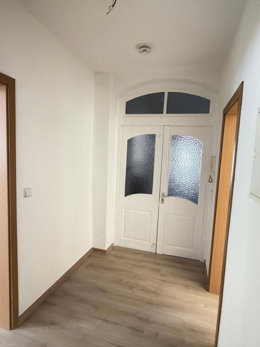 IM ERDGESCHOSS MIT TAGESLICHTBAD 2- Raumwohnung, 9456 Mildenau