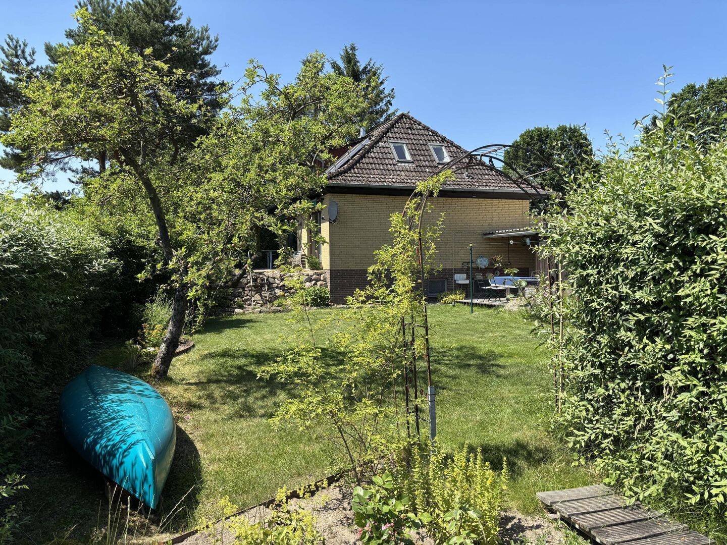 Wohnen mit Weitblick in idyllischer Feldrandlage in Bienenbüttel/Hohenbostel!, 29553 Bienenbüttel