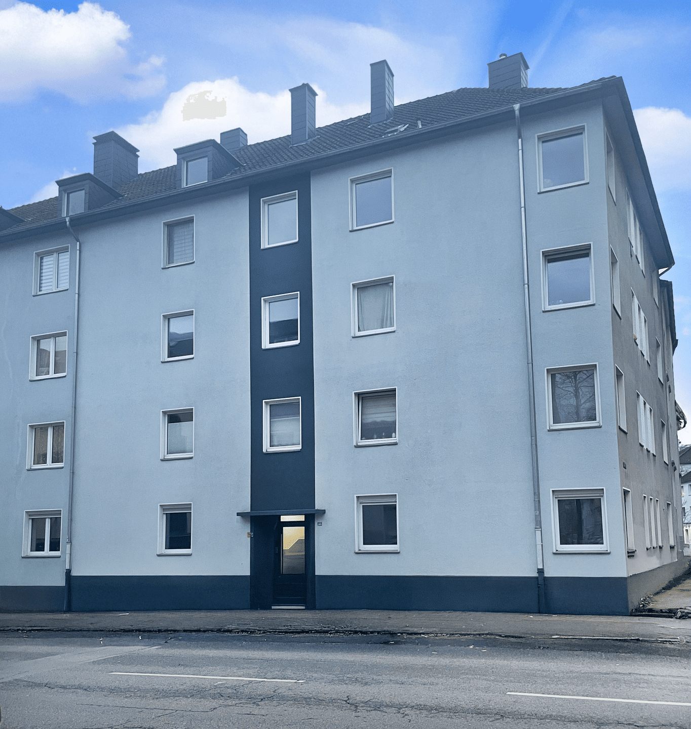 Saniertes Mehrfamilienhaus mit 13 Wohneinheiten in zentraler Lage von Essen, 45144 Essen (Frohnhausen)