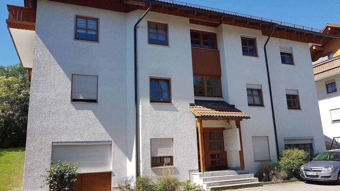 Schmucke 3-Zimmer-Wohnung mit großem Balkon in Vilshofen an der Donau, 94474 Vilshofen an der Donau