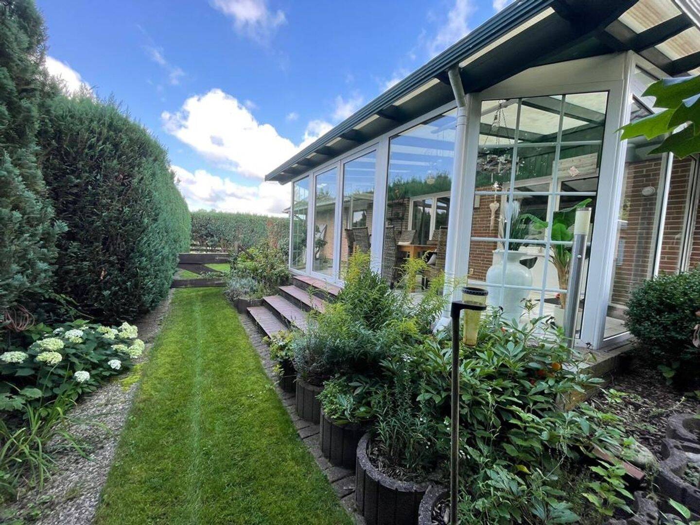 Modernisierter Bungalow auf gepflegtem Grundstück in Lutzhorn, 25355 Barmstedt