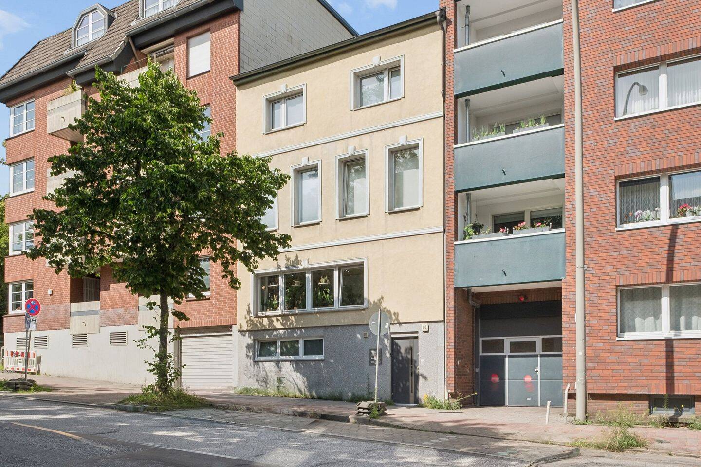 Grundsolides MFH direkt an der TUHH: 3 voll vermietete Einheiten + freier Hof-Bungalow mit Top-Renditepotenzial!, 21073 Hamburg (Harburg Eißendorf Heimfeld Wilstorf)
