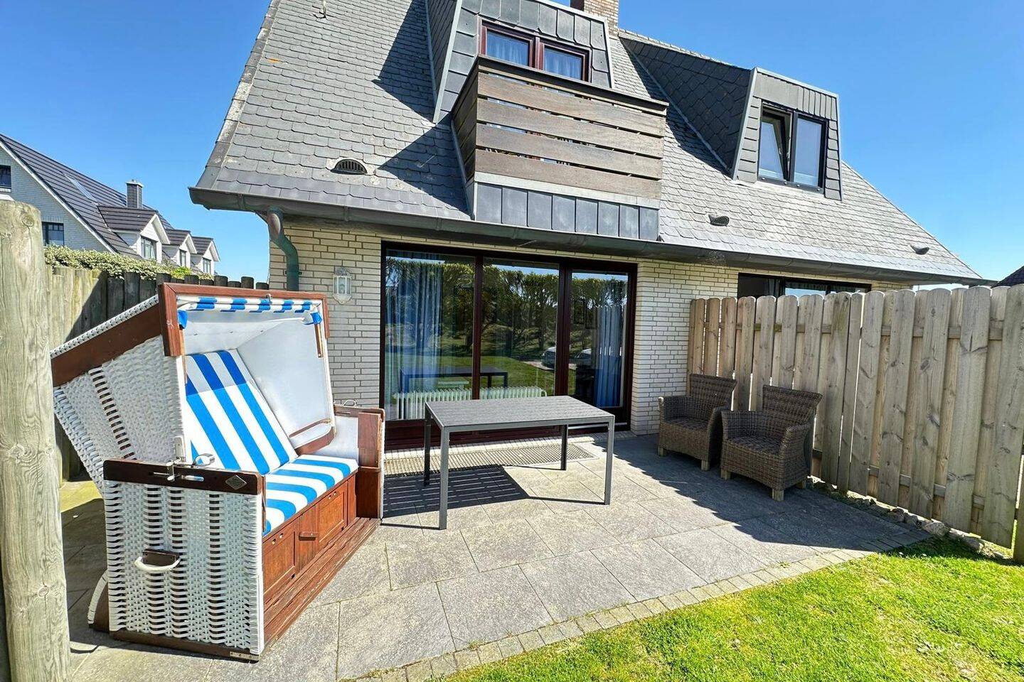 3-Zimmer Erdgeschoss Wohnung in strandnaher Lage von Wenningstedt, 25996 Wenningstedt-Braderup (Sylt)