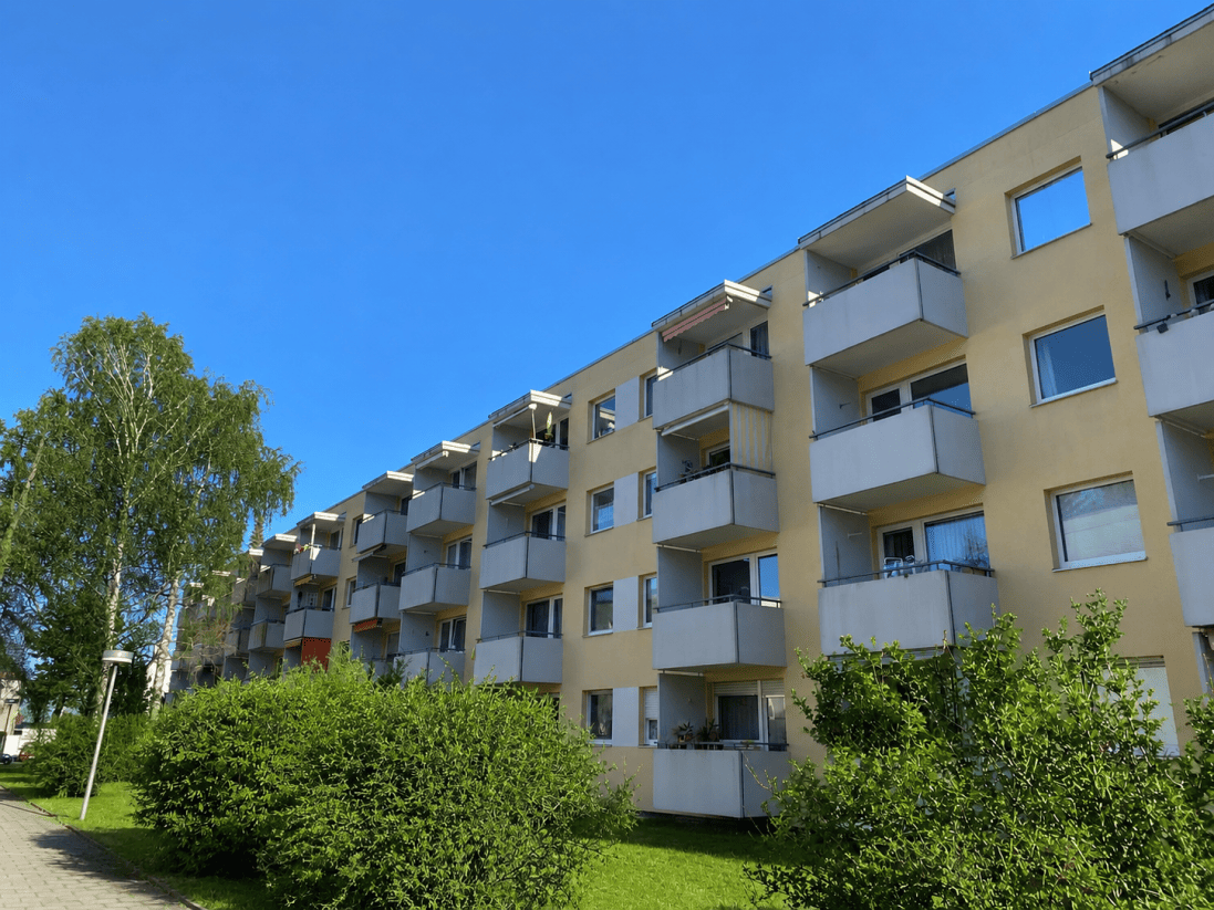 Stilvoll modernisierte 3-Zimmer-Wohnung mit Westbalkon, 81827 München (Ramersdorf-Perlach Trudering-Riem)