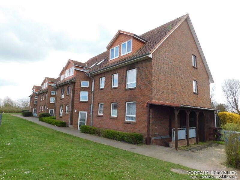 Helle 2-Zimmer-Wohnung mit Balkon in Bad Kleinen, 23996 Bad Kleinen