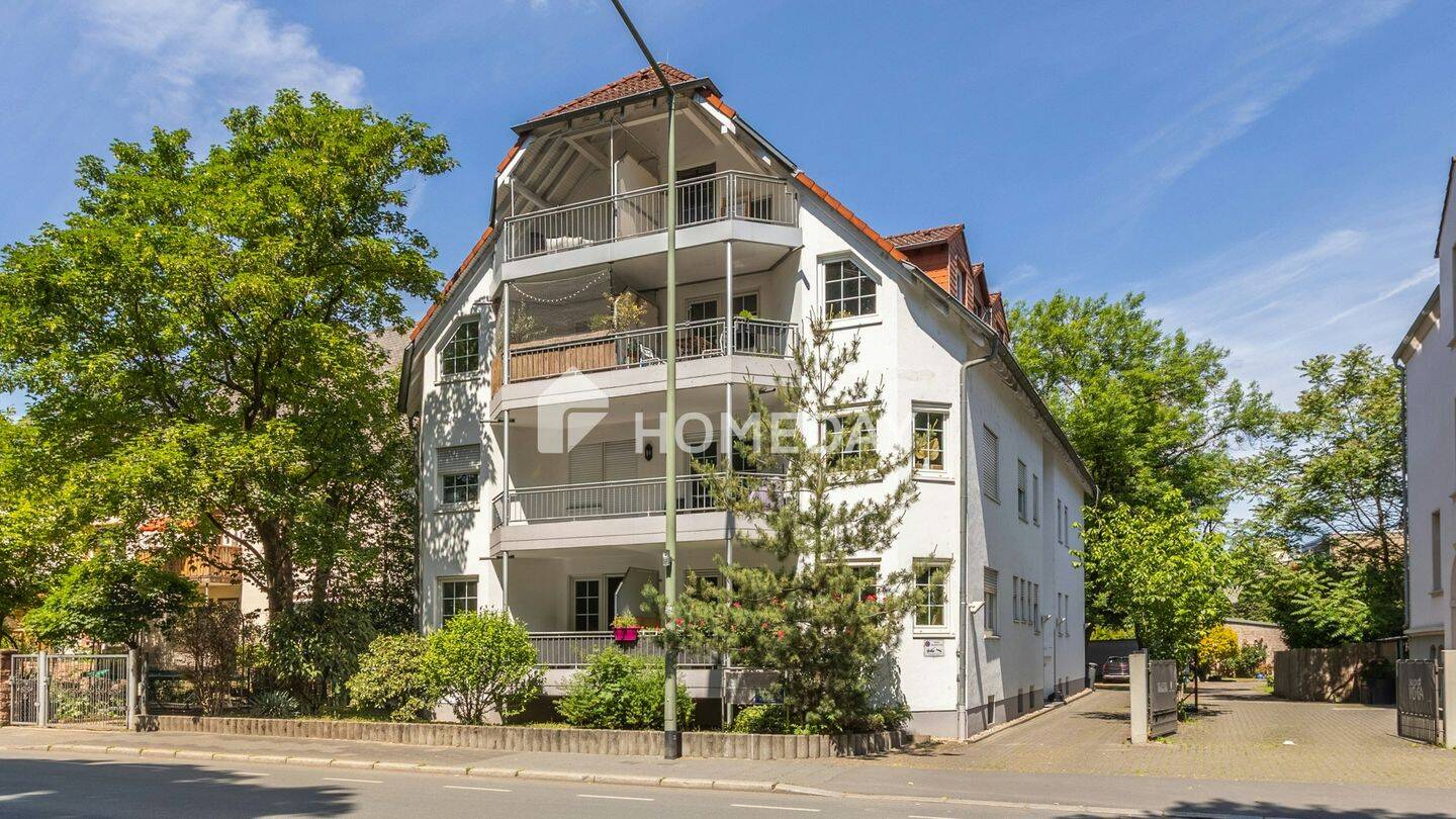 Charmante Maisonette-Wohnung mit Balkon, Stellplatz und Einbauküche in zentraler Lage, 63067 Offenbach am Main (Kaiserlei Offenbach am Main)