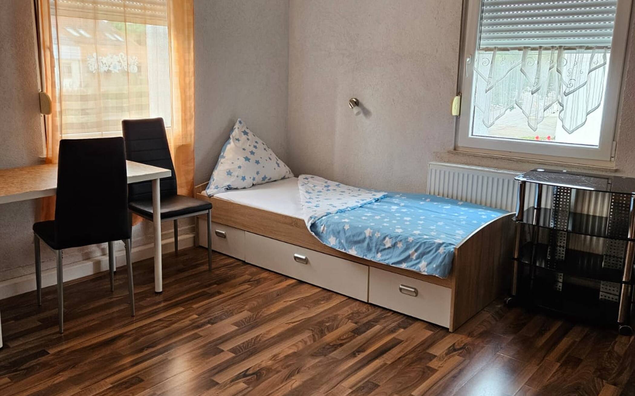 Möblierte Zimmer Stuttgart Möhringen – WG Zeitwohnen ab 1 Monat, 70567 Stuttgart (Möhringen)