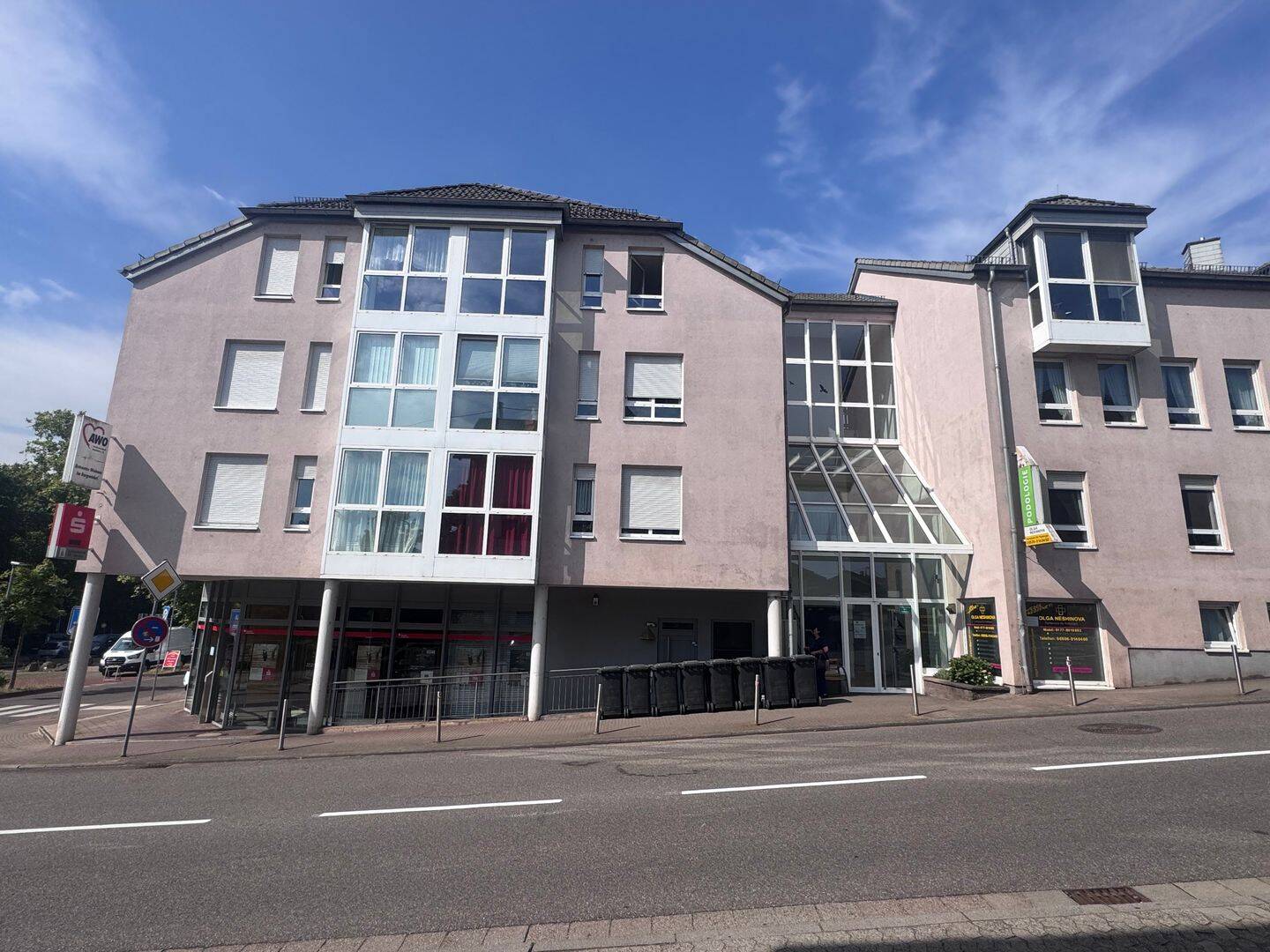 Seniorengerechte, barrierefreie 2-ZKB-Wohnung mit Aufzug, Einbauküche und Innengarten, 66346 Püttlingen
