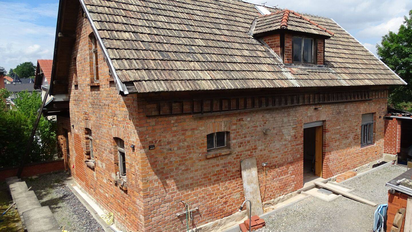 Herrliches Baugrundstück mit Rohbau, 7639 Bad Klosterlausnitz