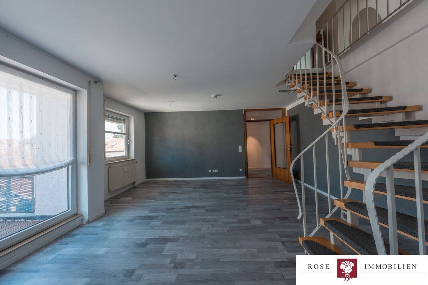 Attraktive Maisonette-Wohnung mit TG-Stellplatz und zwei Balkonen in zentaler Lage von Waiblingen, 71332 Waiblingen