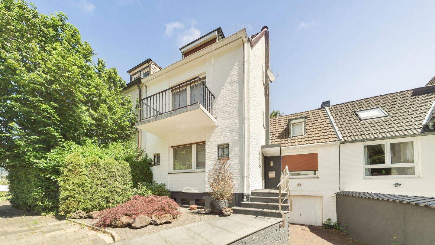 Einfamilienhaus in Derendorf – Seltene Gelegenheit in Düsseldorfer Bestlage, 40468 Düsseldorf (Derendorf Golzheim Lichtenbroich Stockum Unterrath)
