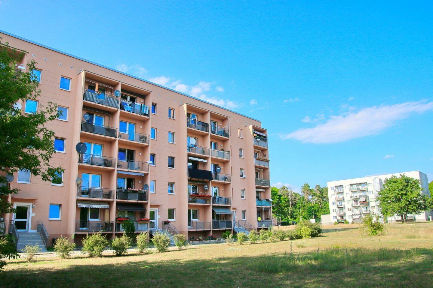 Waldesruh – sanierte 1 Zimmer mit Balkon und Duschbad, 15806 Zossen
