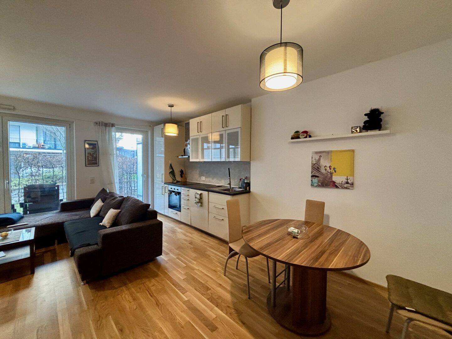 Eine 2-Zimmer-Gartenwohnung mit Terrasse + Tiefgaragenplatz zur Eigennutzung ab 01.10.!, 60326 Frankfurt am Main (Gallus Griesheim)