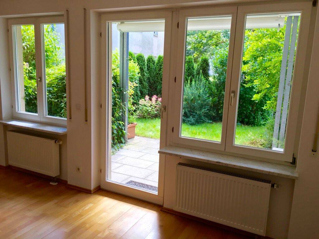 Erdgeschosswohnung mit eigenem Garten in Neuried bei München, 82061 Neuried