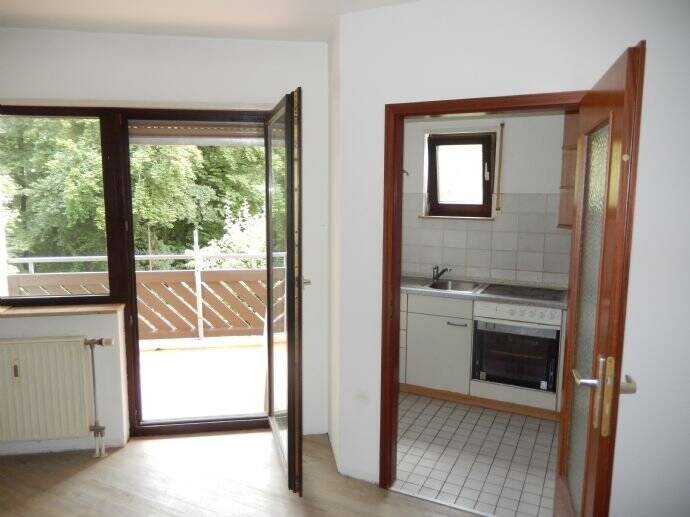 Friedrichshafen-Manzell –für Singl oder Paare– die nette 2 Zimmer-Wohnung mit Süd-Balkon …!, 88048 Friedrichshafen