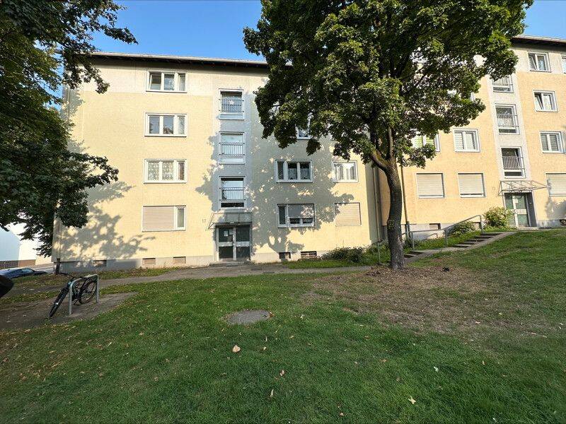Geräumige 3-Zi.-Wohnung mit zwei Balkone!, 51373 Leverkusen (Bürrig Küppersteg Rheindorf Wiesdorf)