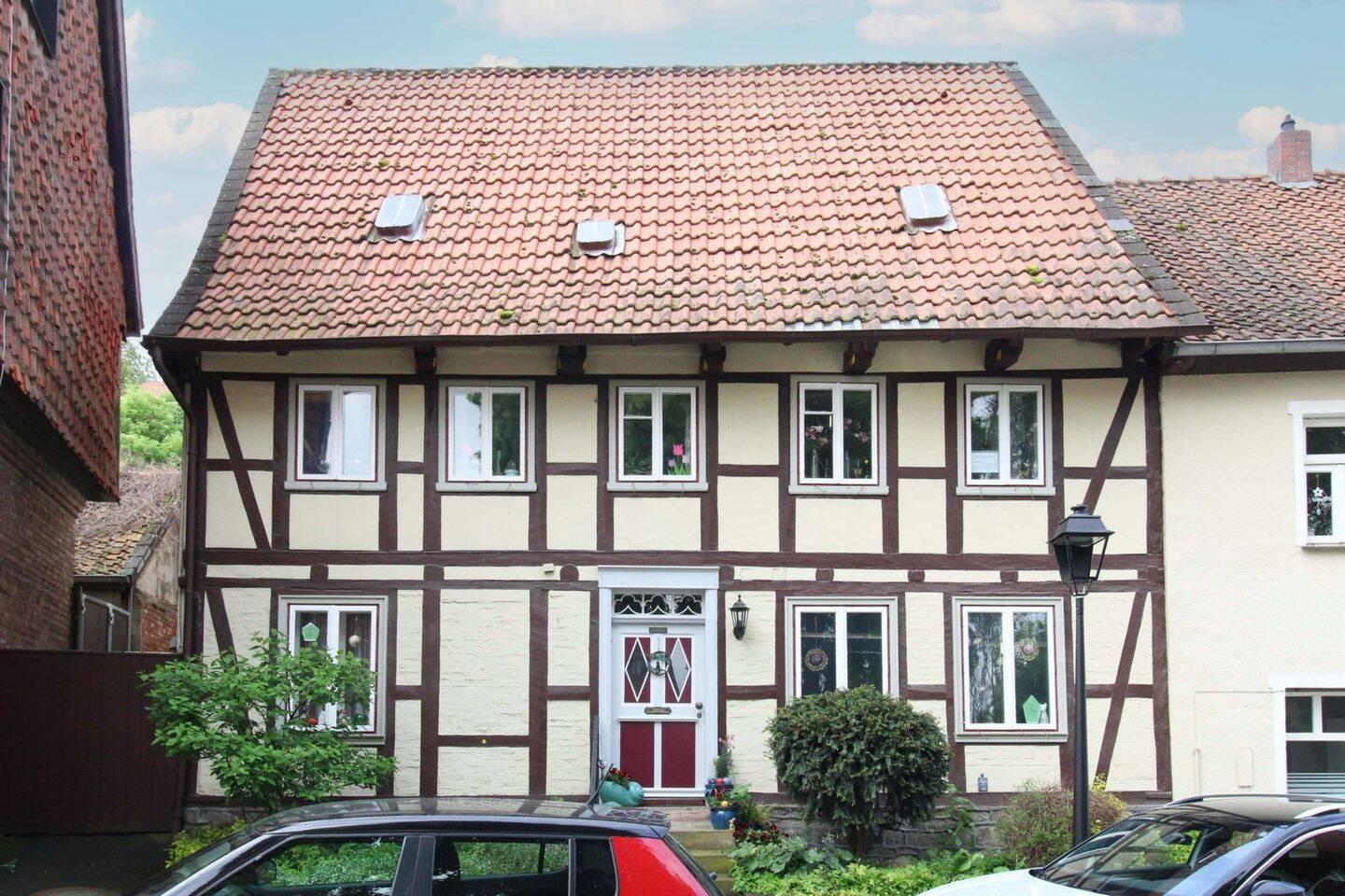 Wohnen mit Charakter – Denkmalgeschütztes Fachwerkhaus mit idyllischem Terrassengarten in Hornburg, 38315 Schladen-Werla