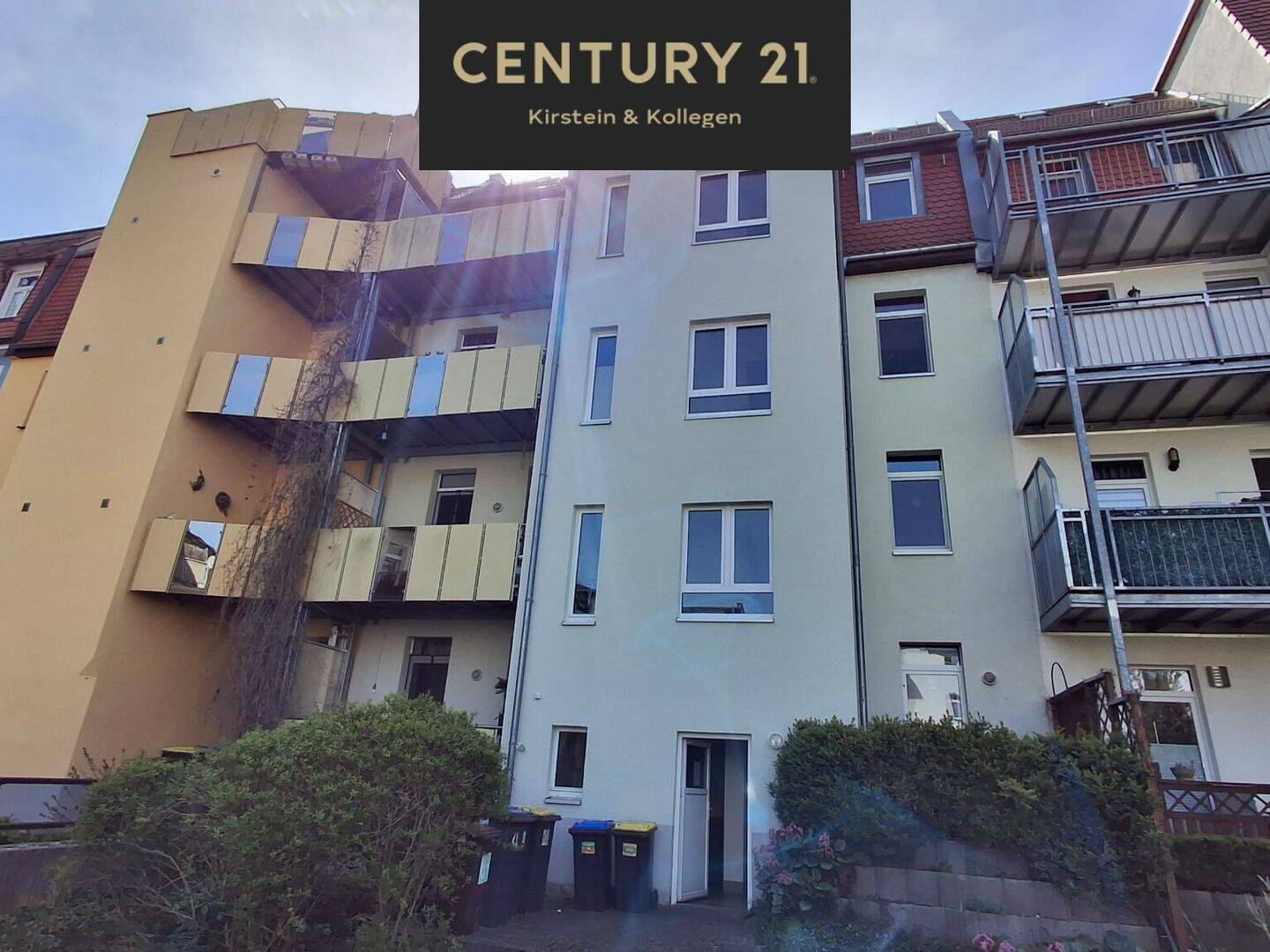 Helle 3-Zimmer-Dachgeschosswohnung mit großem Balkon, 7551 Gera