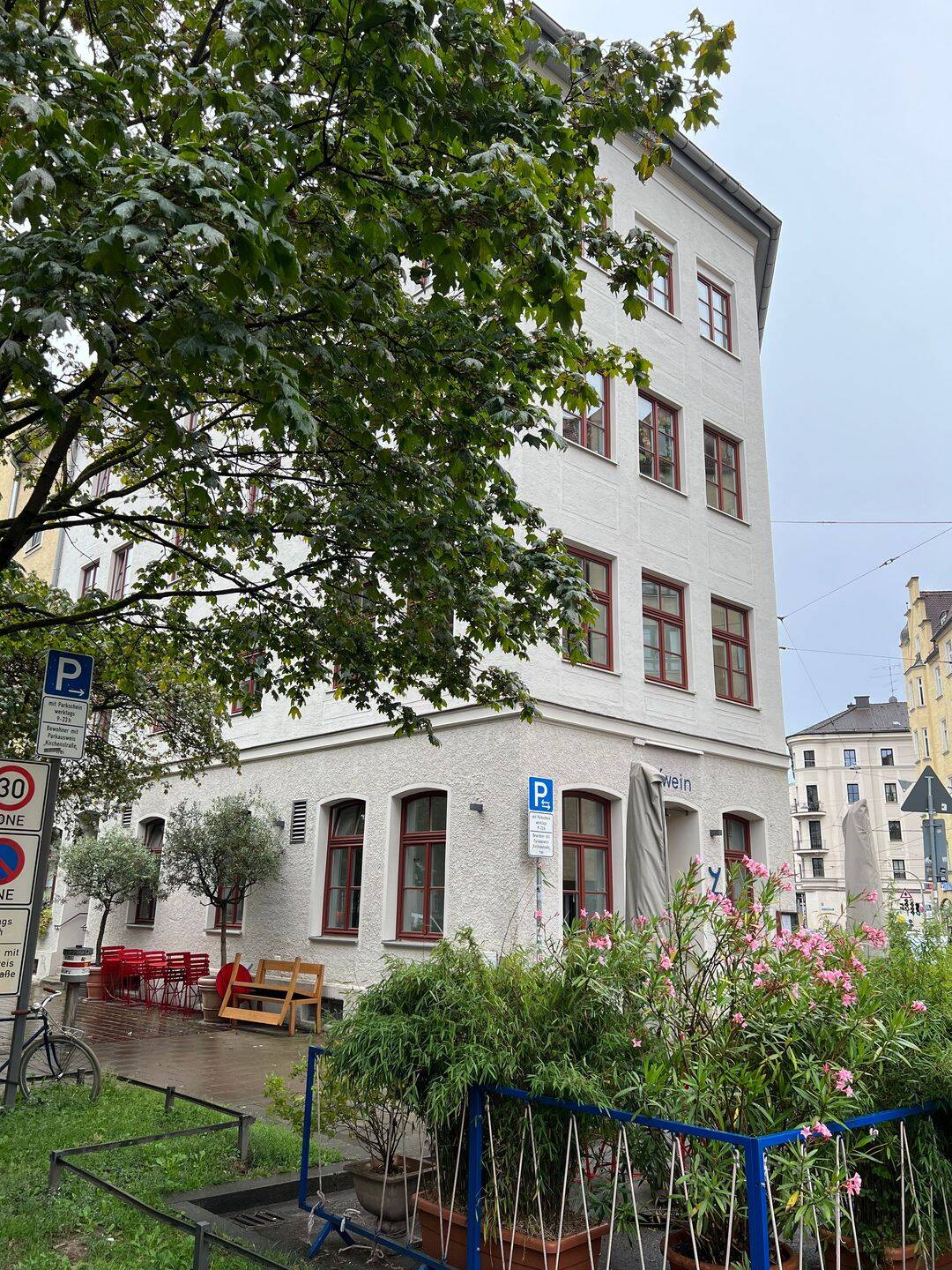 Individuelles Appartement in Baudenkmal in Haidhausen, 81667 München (Au-Haidhausen)