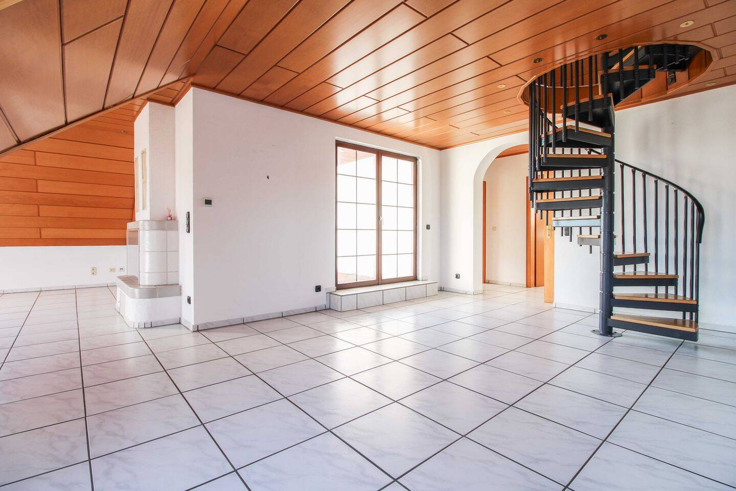 Zuhause mit Weitblick – großzügige Maisonettewohnung in ruhiger Lage von Büttelborn-Worfelden, 64572 Büttelborn