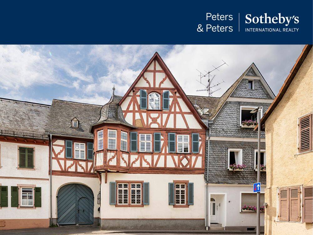 Rheingauer Geschichte – Hofreite mit Weinkeller und viel Potenzial, 65375 Oestrich-Winkel