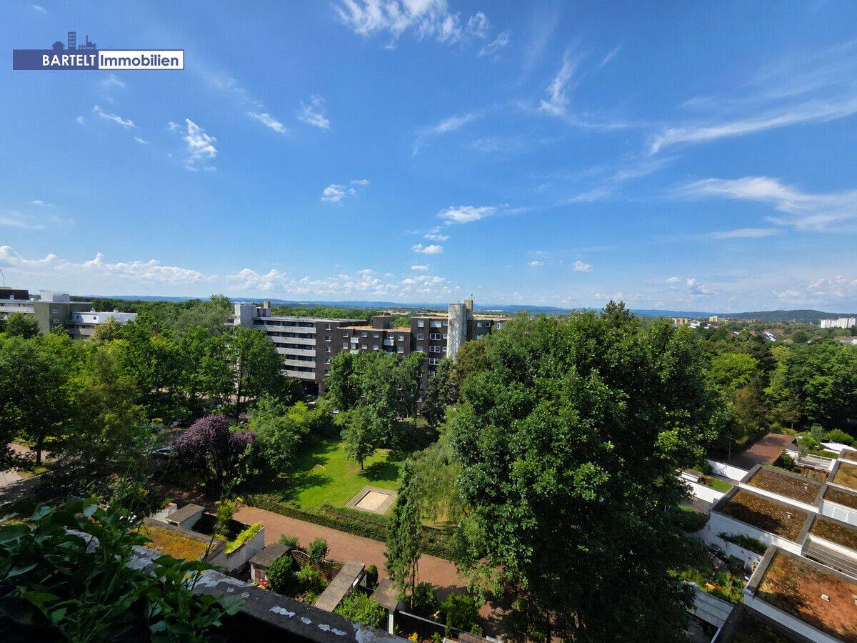 Über den Dächern: Penthouse-Wohnen mit beeindruckendem Weitblick bis in den Deister!, 30457 Hannover