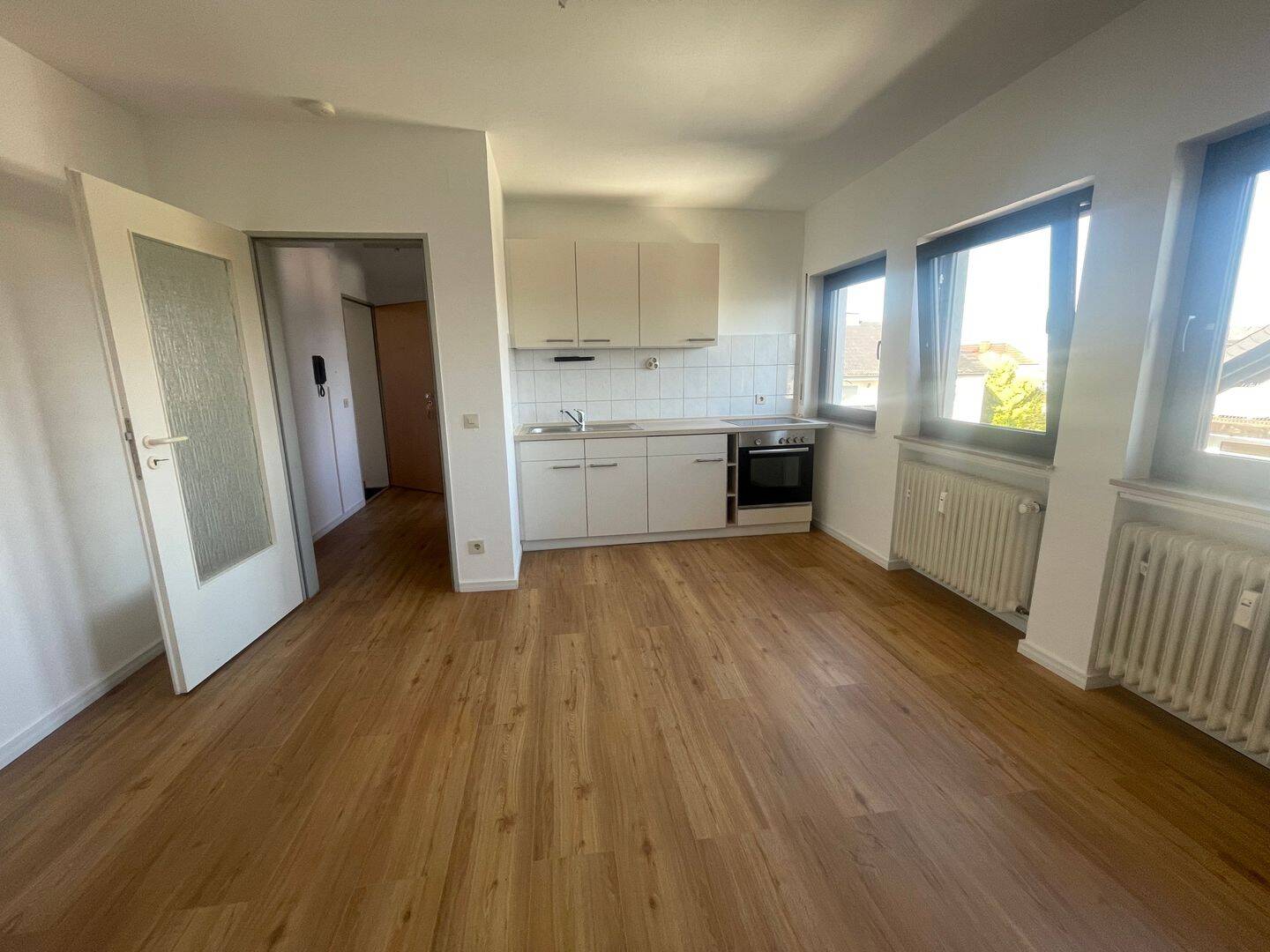 Sirzenich, ideal für Pendler oder Studenten! Schönes 1 Zimmer Apartment mit Küche, Tageslichtbad und Abstellkammer, 54311 Trierweiler