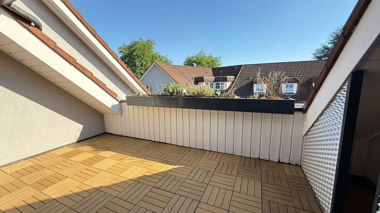 HELL & MITTENDRIN! Sonnige 3-Zimmer-Maisonettewhg. mit toller Süd-Balkonloggia + TG, 88677 Markdorf