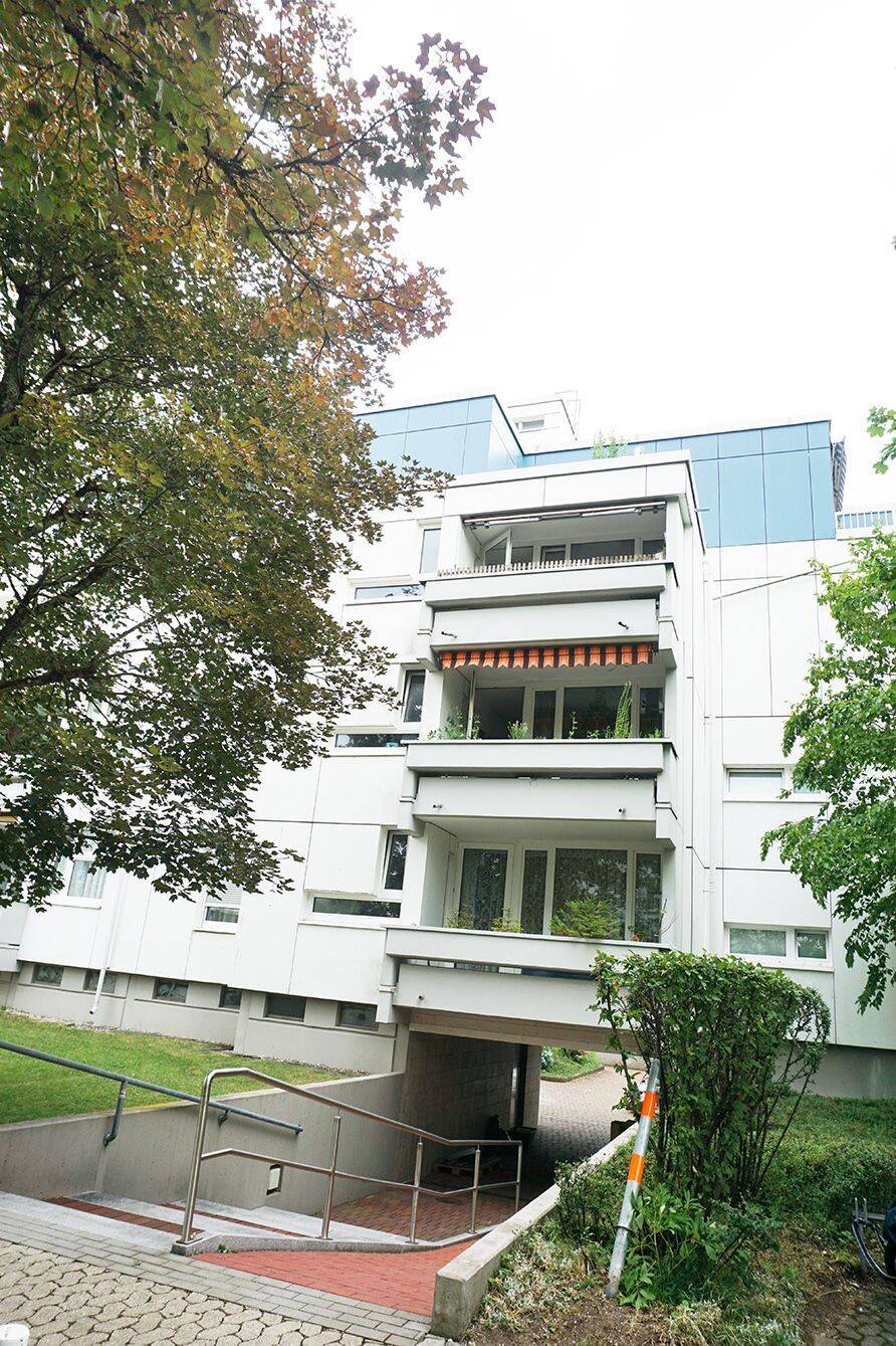 Lassen Sie Ihrer Phantasie freien Lauf – Sanierungsbedürftige 2-Zimmer-Wohnung in ruhiger Lage, 85521 Ottobrunn