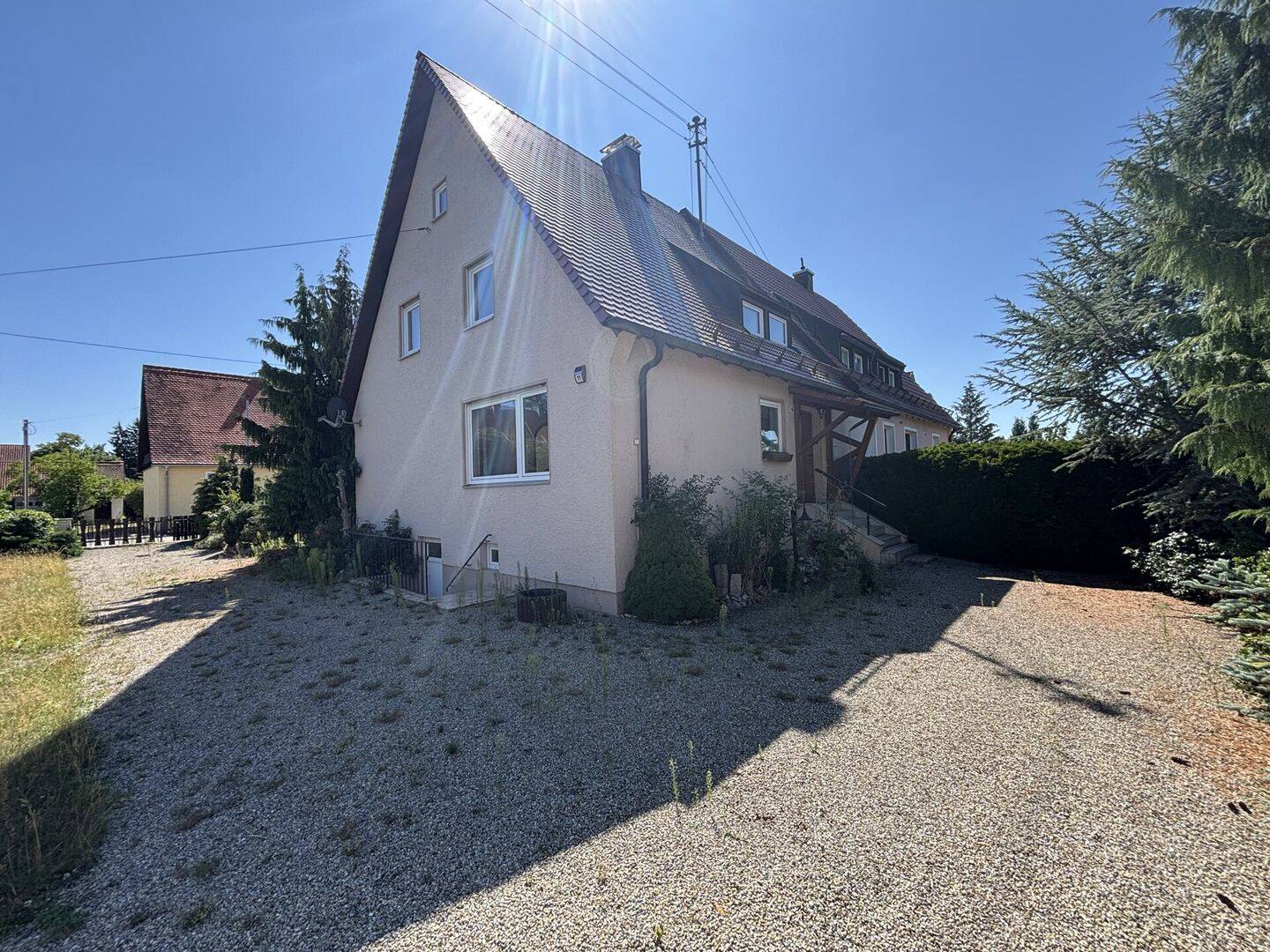 Dachgeschosswohnung mit Garten in Ruhiger Wohnlage, 86836 Graben