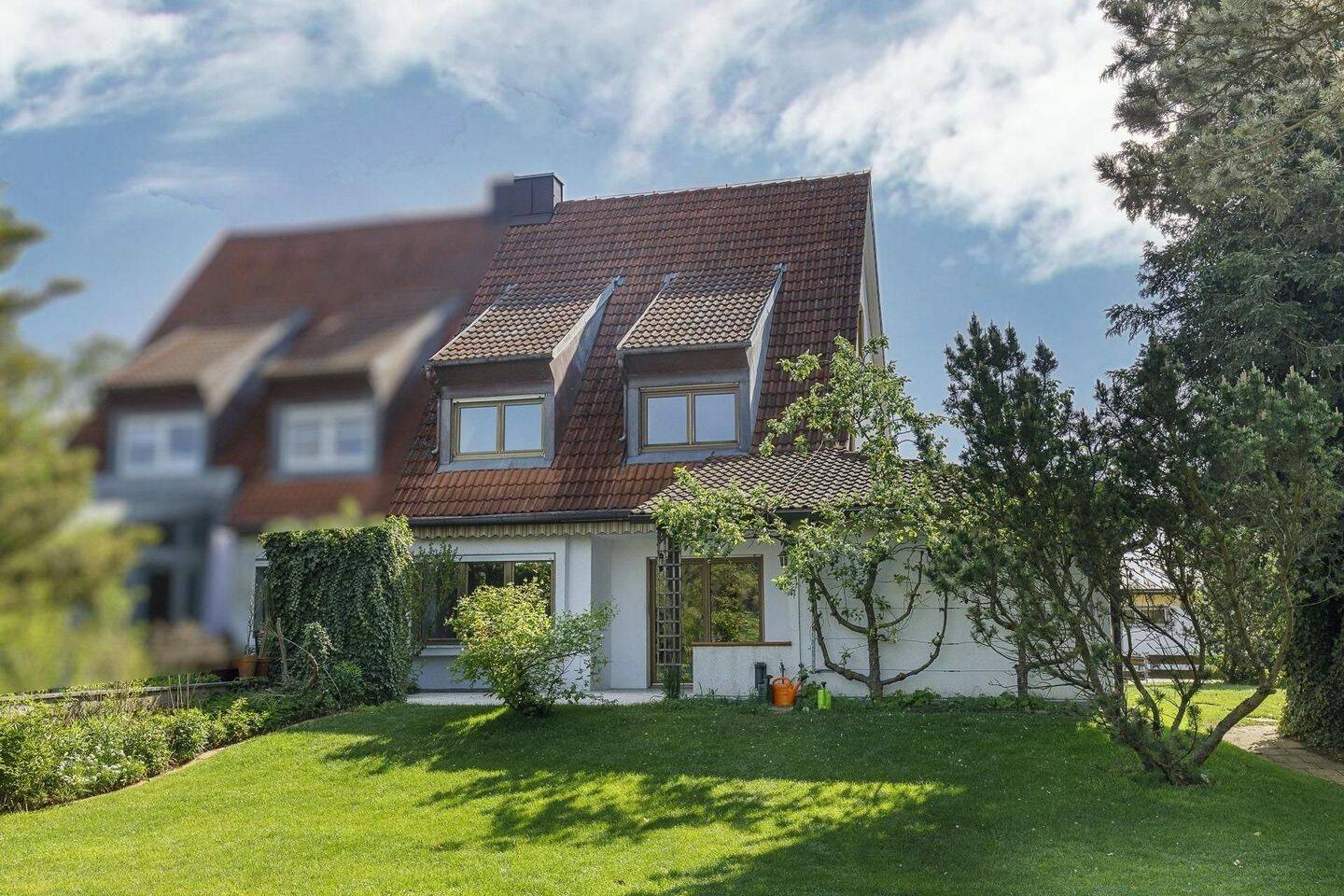 Doppelhaushälfte in bester ruhiger Lage im Süden von Eching, 85386 Eching