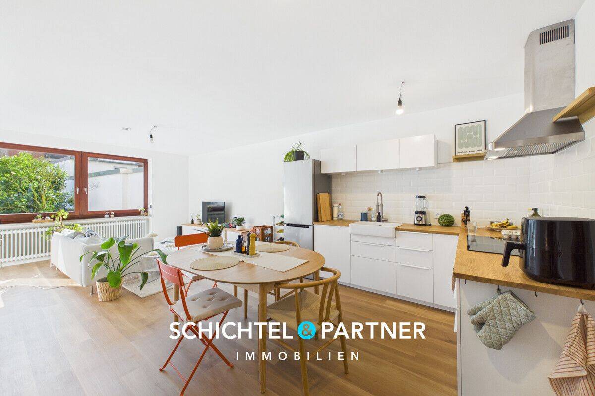 Alte Neustadt | Renovierte 3-Zimmer-Wohnung mit Garage und Balkon, 28199 Bremen (Alte Neustadt Hohentor Neuenland Neustadt)