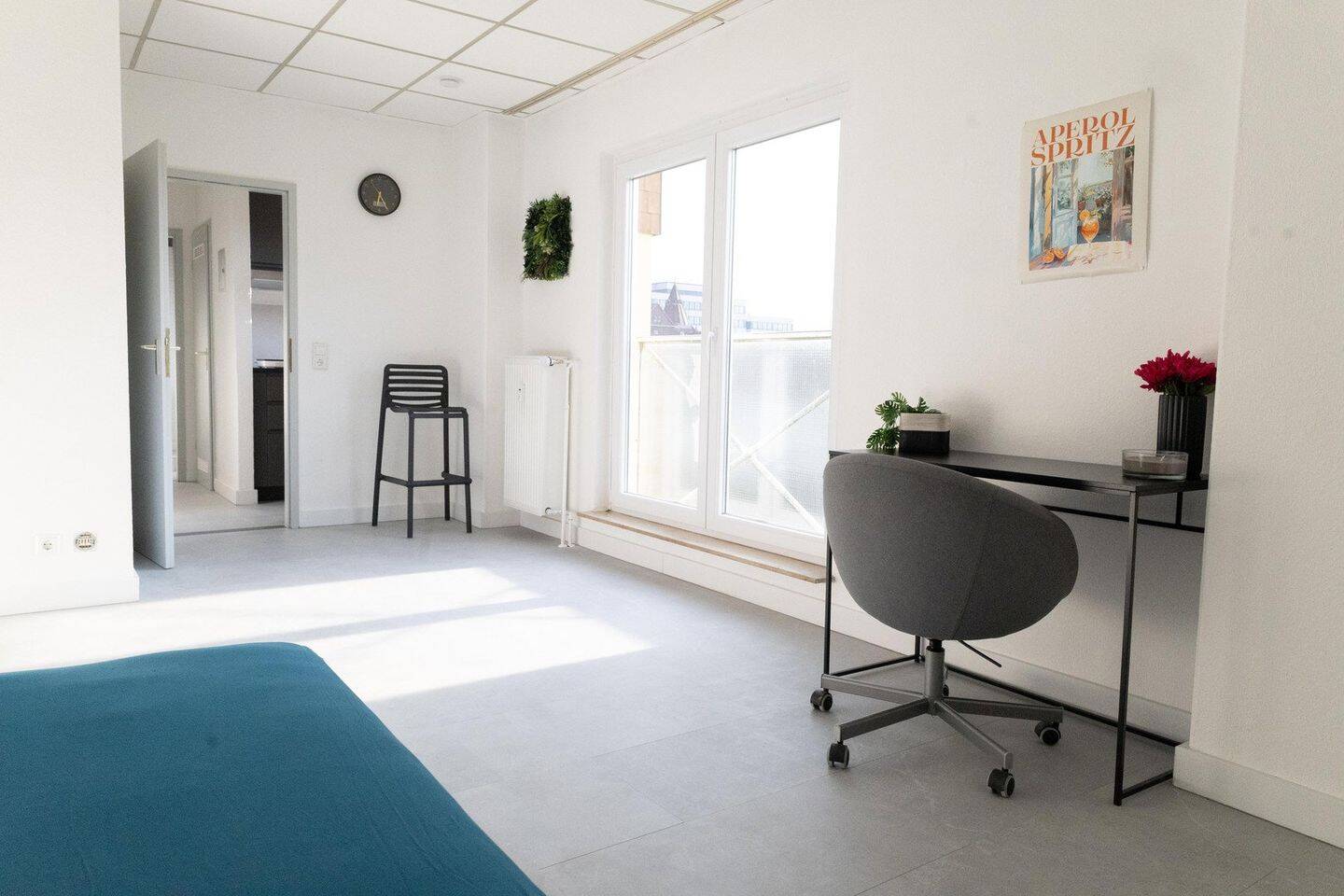 Erstbezug nach Renovierung – möbliertes 1-Zimmer-Apartment mit Stellplatz, 76135 Karlsruhe (Beiertheim-Bulach Oberreut Südweststadt Weststadt)